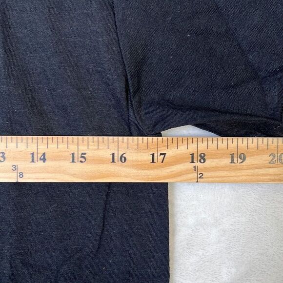 Wu Tang Wu‎ wear “Wu logo” T-shirt-NWT - Picture 3 of 6